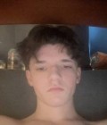 Dating Man United States to lancaster : Tyler, 19 years